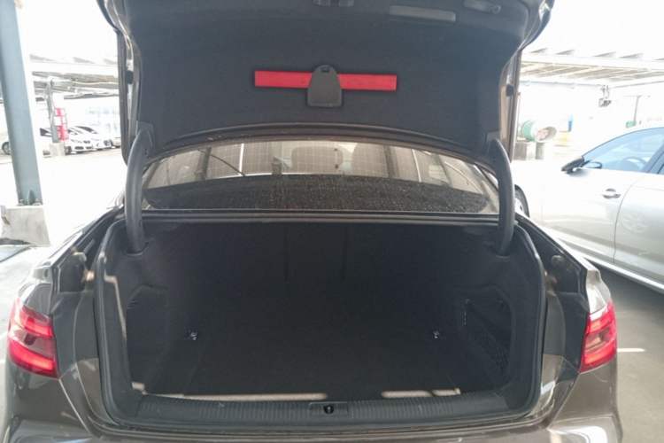 Used Audi A4L 2018 30th Anniversary Edition 40 TFSI Trendy Model Trunk