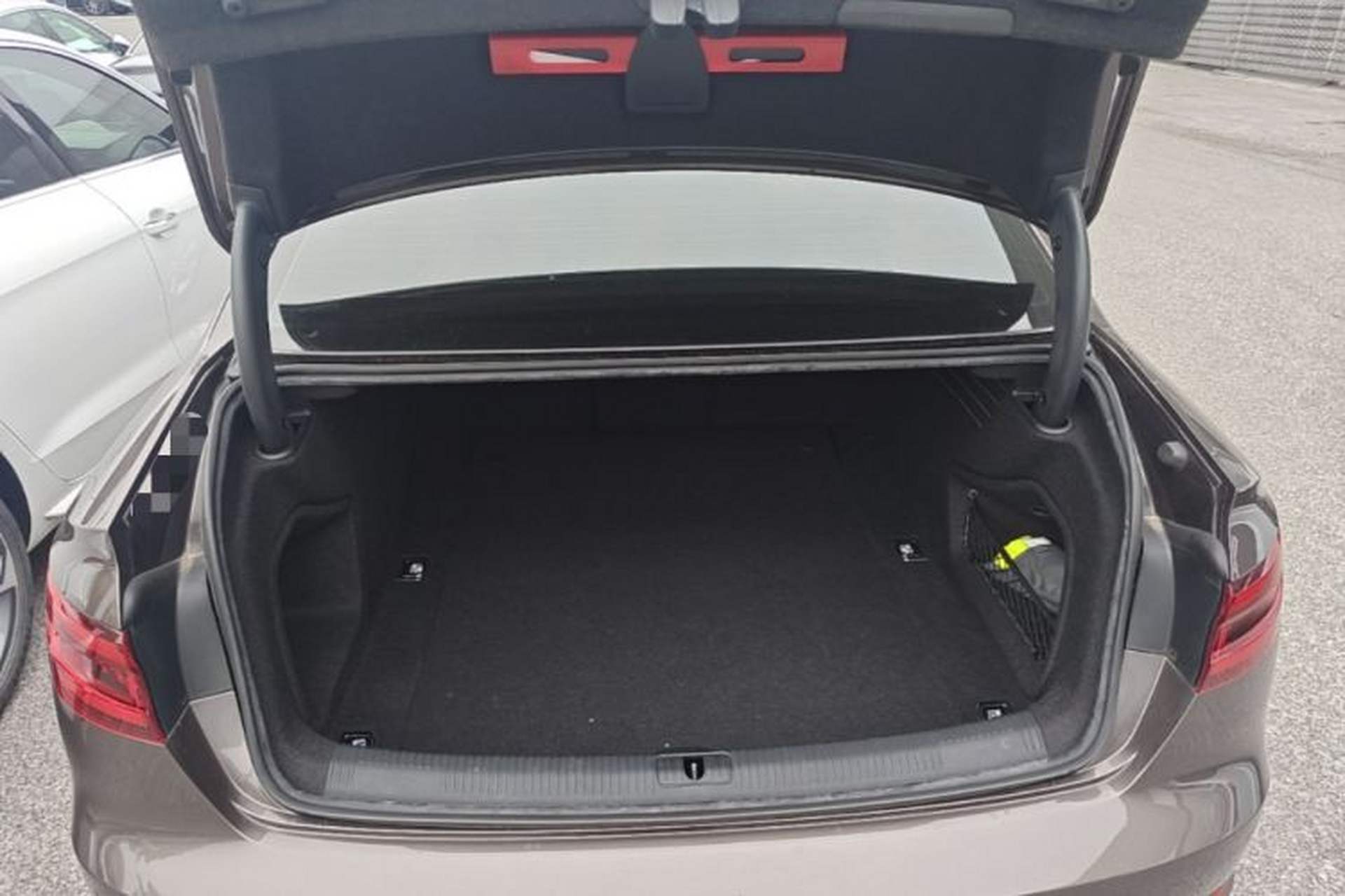 Used Audi A4L 2018 30th Anniversary Edition 40 TFSI Trendy Model Trunk