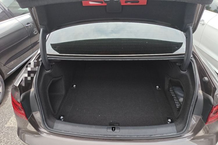 Used Audi A4L 2018 30th Anniversary Edition 40 TFSI Trendy Model Trunk