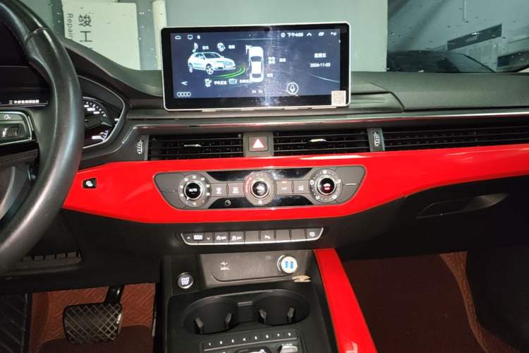 Used Audi A4L 2018 30th Anniversary Edition 40 TFSI Trendy Model Audio And AC Panel