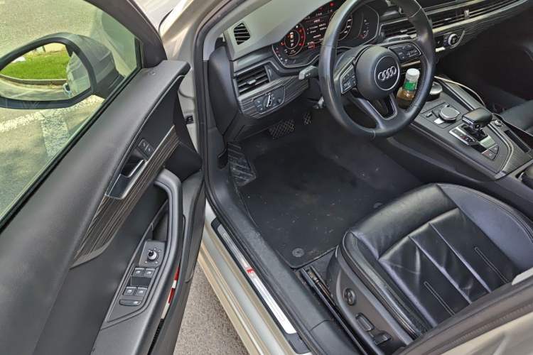Used Audi A4L 2018 30th Anniversary Edition 40 TFSI Fashion Model Driver Seat