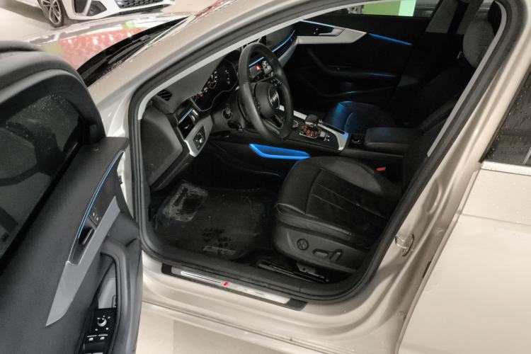 Used Audi A4L 2018 30th Anniversary Edition 40 TFSI Fashion Model Driver Seat