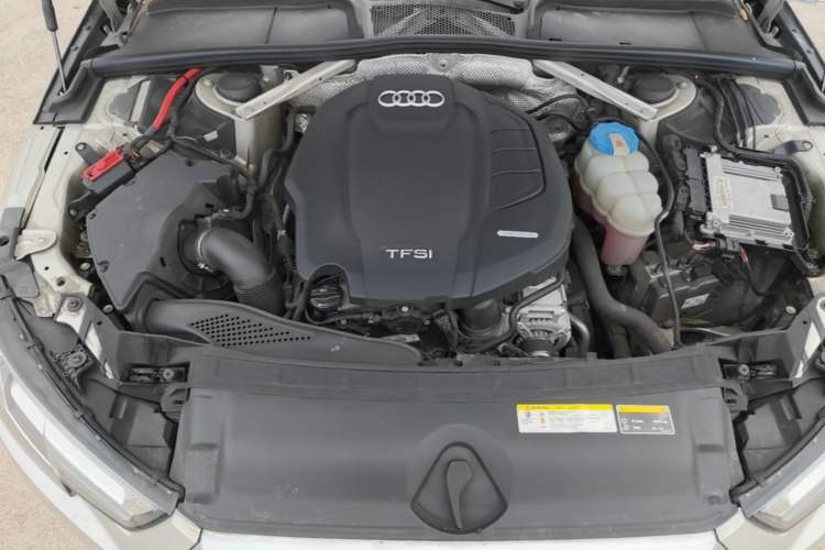 Used Audi A4L 2018 30th Anniversary Edition 40 TFSI Trendy Model Engine Bay