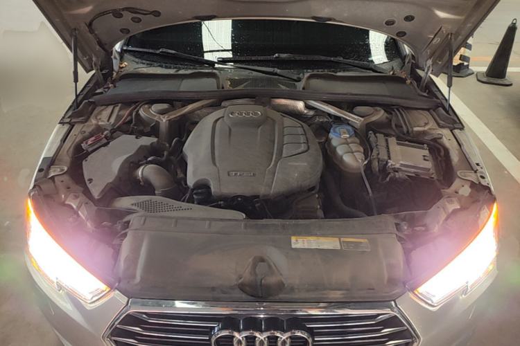 Used Audi A4L 2018 30th Anniversary Edition 40 TFSI Trendy Model Engine Bay