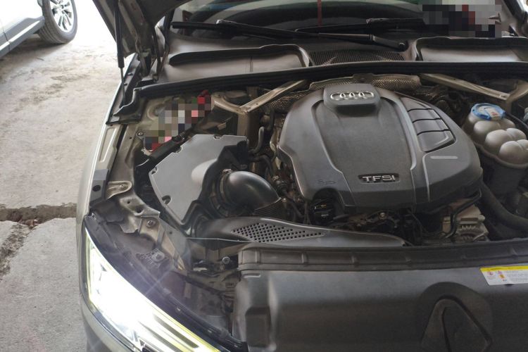 Used Audi A4L 2018 30th Anniversary Edition 45 TFSI quattro Individual Sport Edition Engine Bay Right