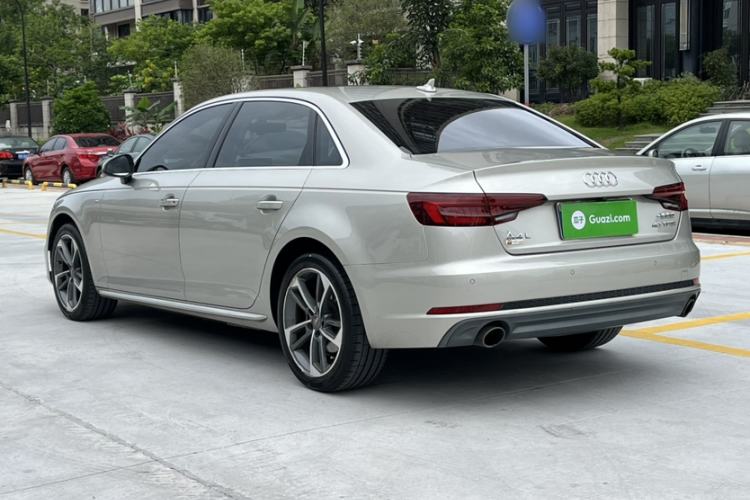 Used Audi A4L 2018 30th Anniversary Edition 40 TFSI Fashion Model Exterior 4
