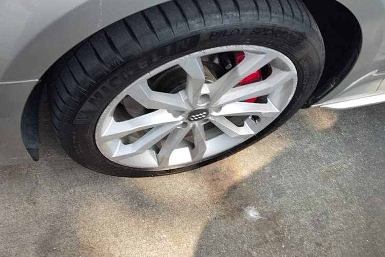 Used Audi A4L 2018 30th Anniversary Edition 45 TFSI quattro Individual Sport Edition Exterior 4