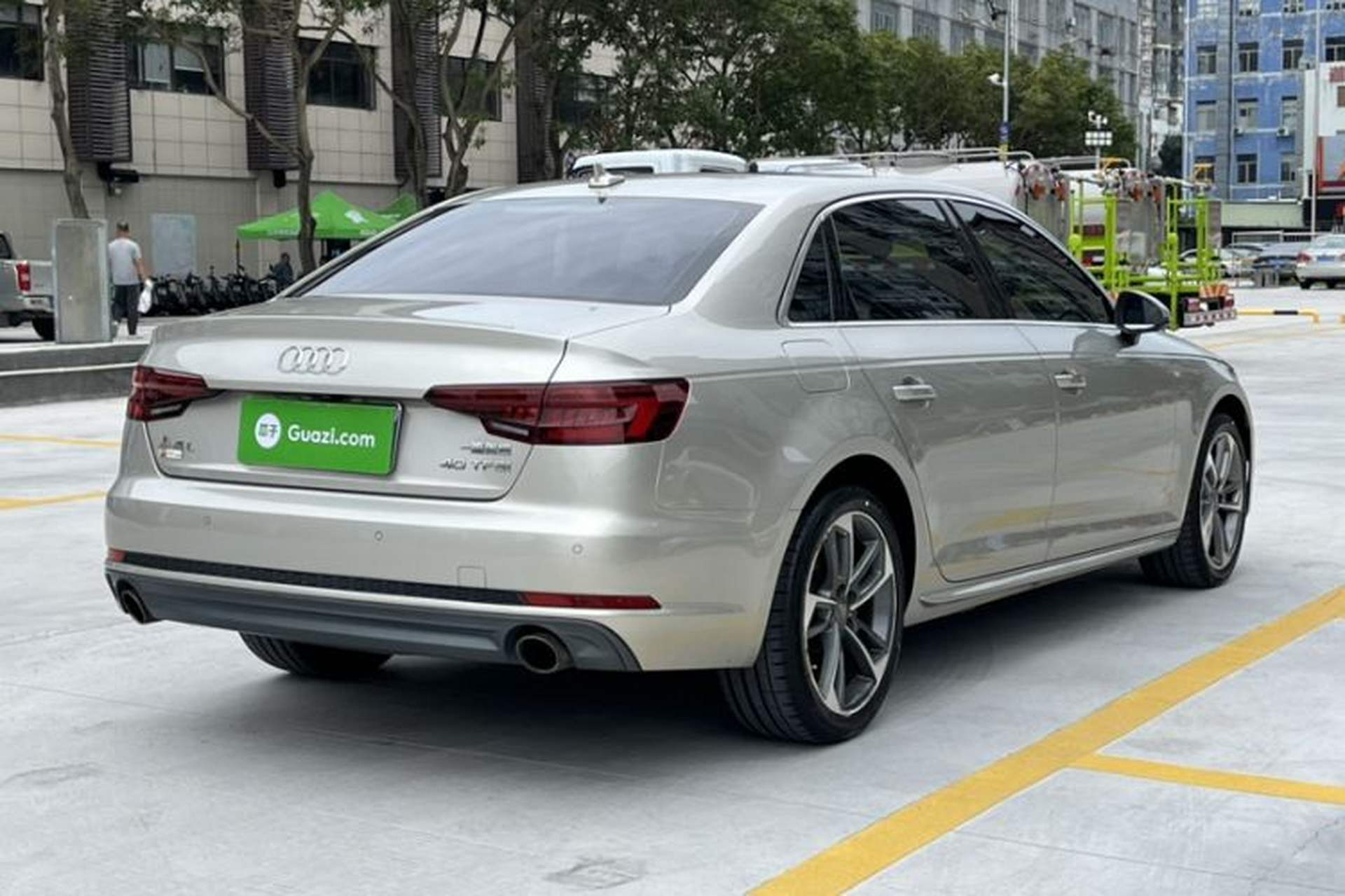 Used Audi A4L 2018 30th Anniversary Edition 40 TFSI Fashion Model Exterior 6