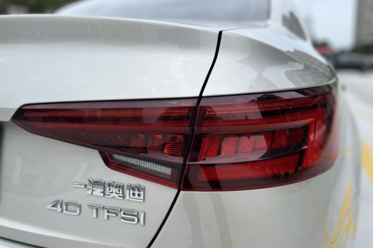 Used Audi A4L 2018 30th Anniversary Edition 40 TFSI Fashion Model Exterior 7