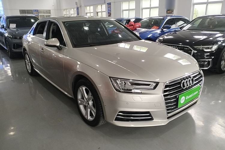 Used Audi A4L 2018 30th Anniversary Edition 40 TFSI Trendy Model Front Right 45 Deg