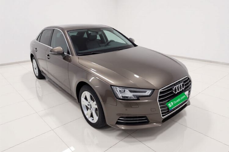 Used Audi A4L 2018 30th Anniversary Edition 40 TFSI Trendy Model Front Right 45 Deg
