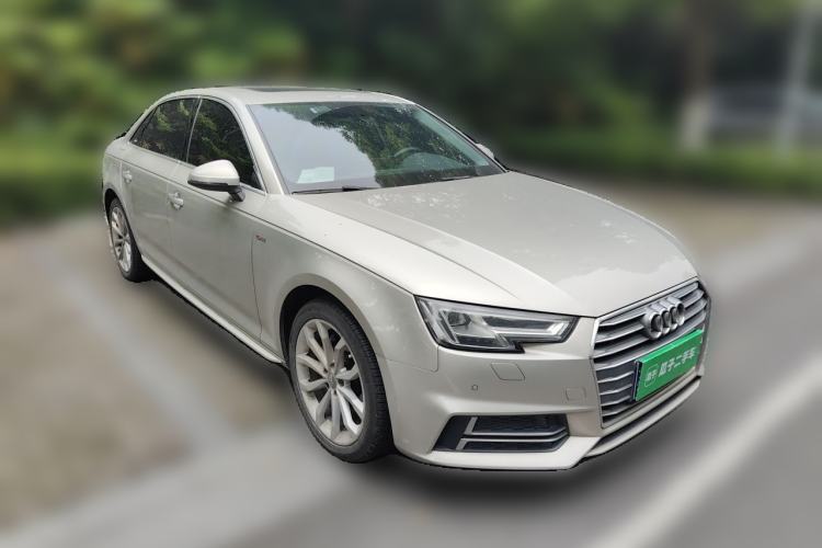 Used Audi A4L 2018 30th Anniversary Edition 40 TFSI Fashion Model Front Right 45 Deg