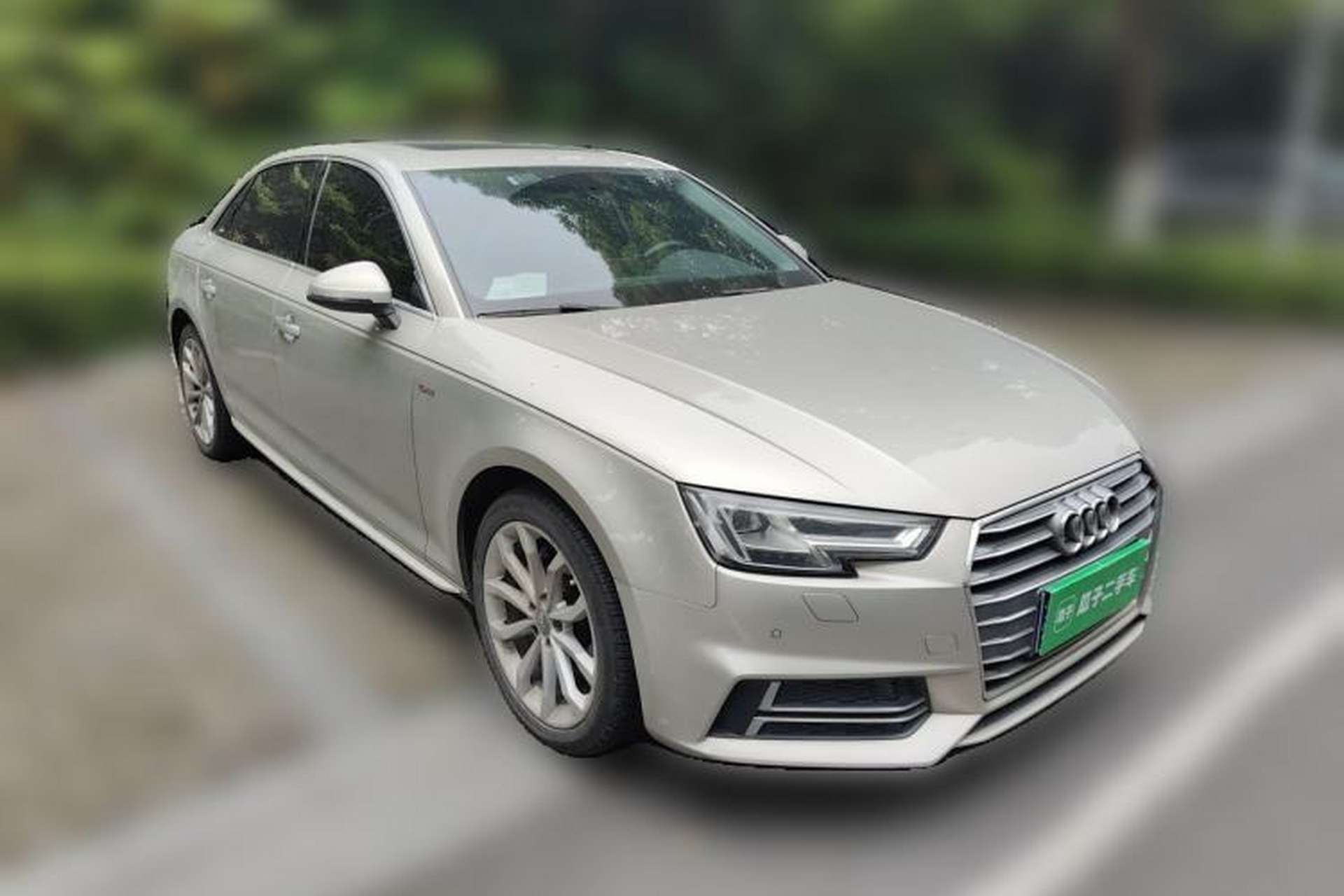 Used Audi A4L 2018 30th Anniversary Edition 40 TFSI Fashion Model Front Right 45 Deg