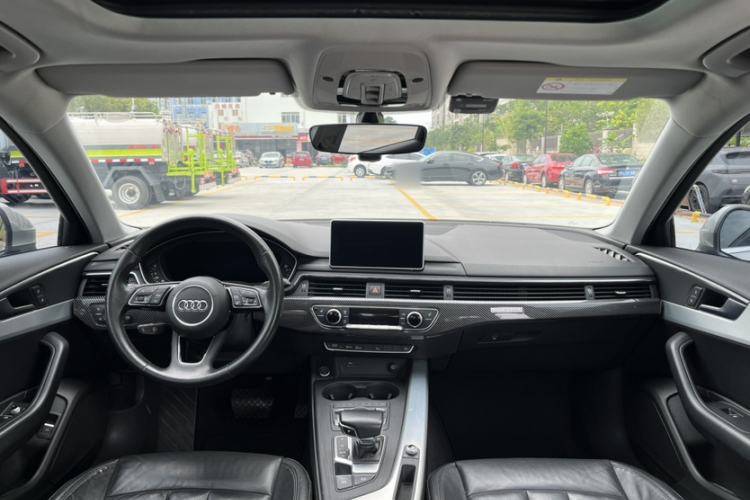 Used Audi A4L 2018 30th Anniversary Edition 40 TFSI Fashion Model Interior 2
