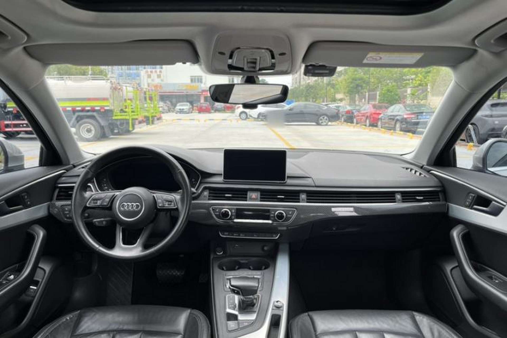 Used Audi A4L 2018 30th Anniversary Edition 40 TFSI Fashion Model Interior 2