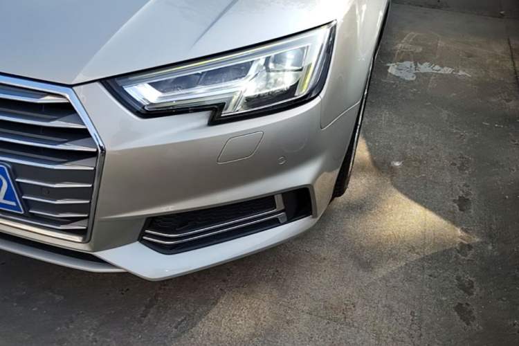 Used Audi A4L 2018 30th Anniversary Edition 45 TFSI quattro Individual Sport Edition Left Front Headlight
