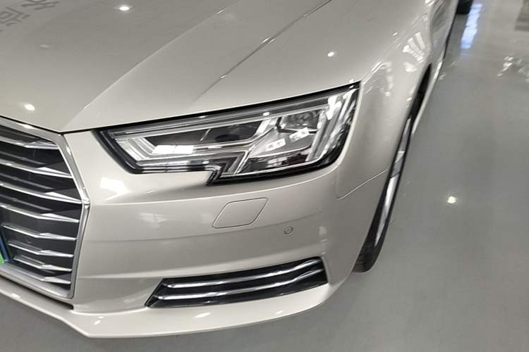 Used Audi A4L 2018 30th Anniversary Edition 40 TFSI Trendy Model Left Front Headlight
