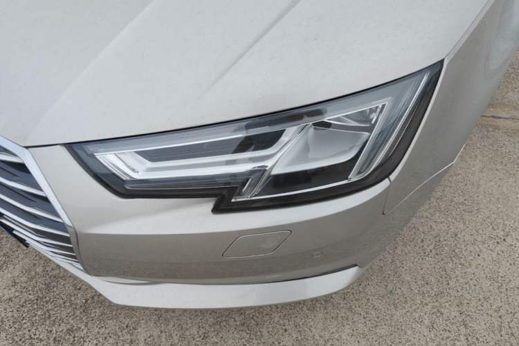 Used Audi A4L 2018 30th Anniversary Edition 40 TFSI Trendy Model Left Front Headlight