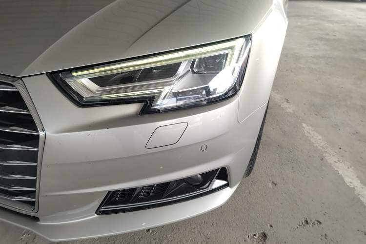 Used Audi A4L 2018 30th Anniversary Edition 40 TFSI Trendy Model Left Front Headlight
