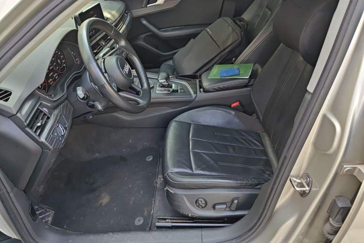 Used Audi A4L 2018 30th Anniversary Edition 40 TFSI Fashion Model Left Front Seat