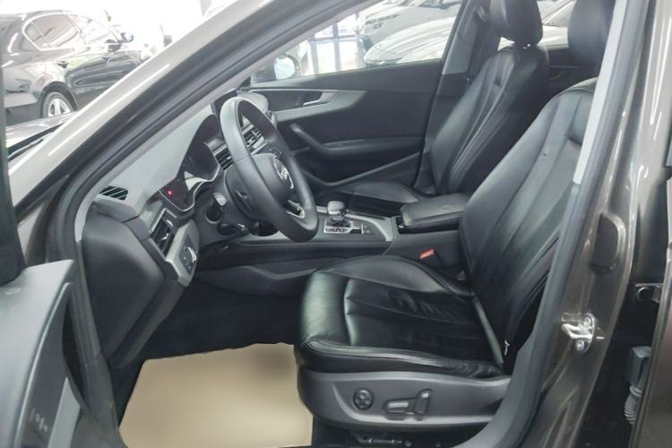 Used Audi A4L 2018 30th Anniversary Edition 40 TFSI Trendy Model Left Front Seat