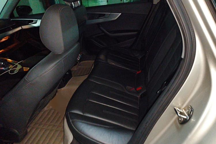 Used Audi A4L 2018 30th Anniversary Edition 40 TFSI Fashion Model Left Rear Seat