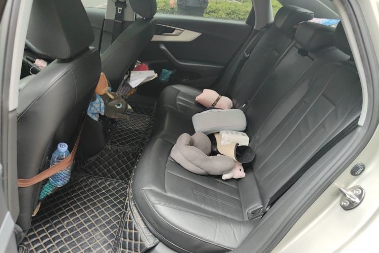 Used Audi A4L 2018 30th Anniversary Edition 40 TFSI Fashion Model Left Rear Seat