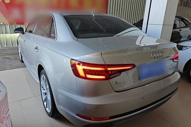 Used Audi A4L 2018 30th Anniversary Edition 40 TFSI Fashion Model Rear Left 45 Deg