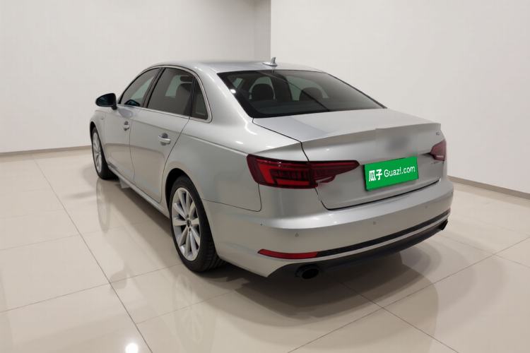 Used Audi A4L 2018 30th Anniversary Edition 40 TFSI Fashion Model Rear Left 45 Deg