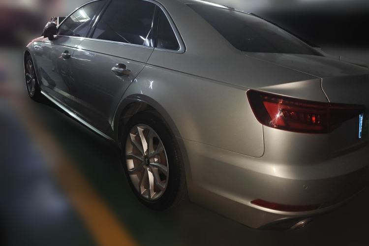 Used Audi A4L 2018 30th Anniversary Edition 40 TFSI Fashion Model Rear Left 45 Deg