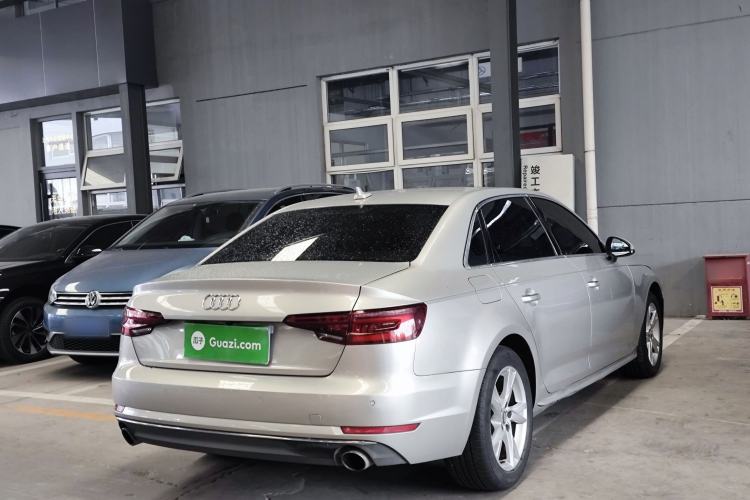 Used Audi A4L 2018 30th Anniversary Edition 40 TFSI Trendy Model Rear Right 45 Deg