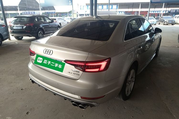 Used Audi A4L 2018 30th Anniversary Edition 40 TFSI Trendy Model Rear Right 45 Deg