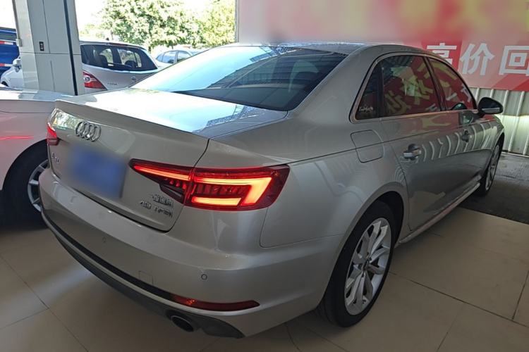 Used Audi A4L 2018 30th Anniversary Edition 40 TFSI Fashion Model Rear Right 45 Deg