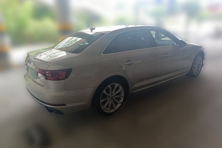 Used Audi A4L 2018 30th Anniversary Edition 40 TFSI Fashion Model Rear Right 45 Deg