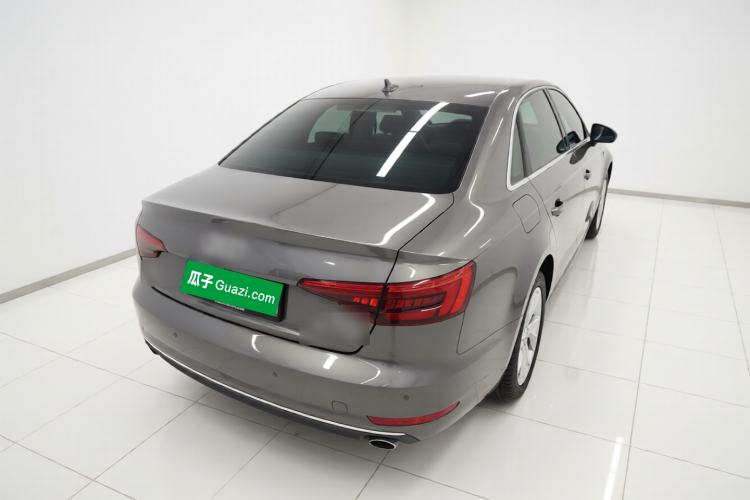 Used Audi A4L 2018 30th Anniversary Edition 40 TFSI Trendy Model Rear Right 45 Deg