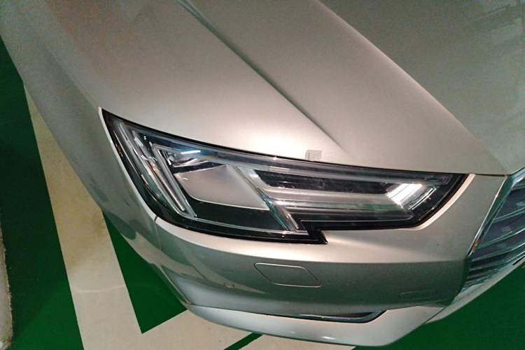 Used Audi A4L 2018 30th Anniversary Edition 40 TFSI Fashion Model Right Front Headlight