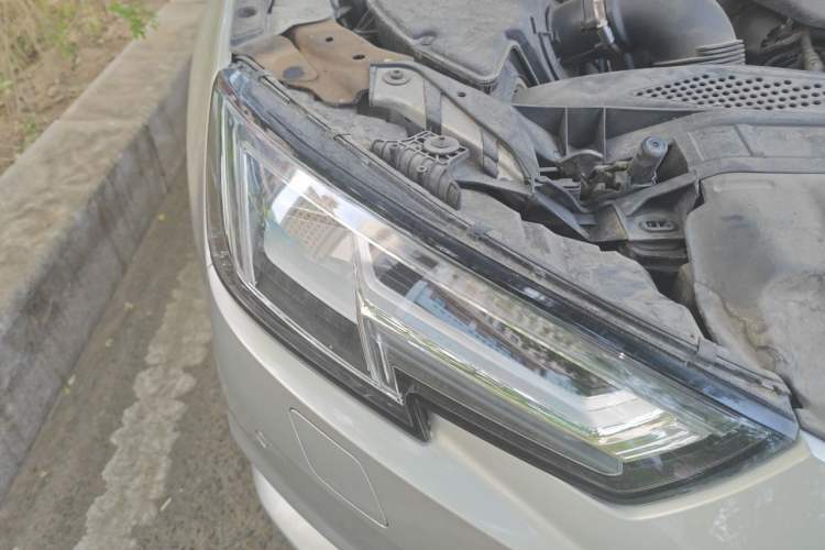 Used Audi A4L 2018 30th Anniversary Edition 40 TFSI Trendy Model Right Front Headlight