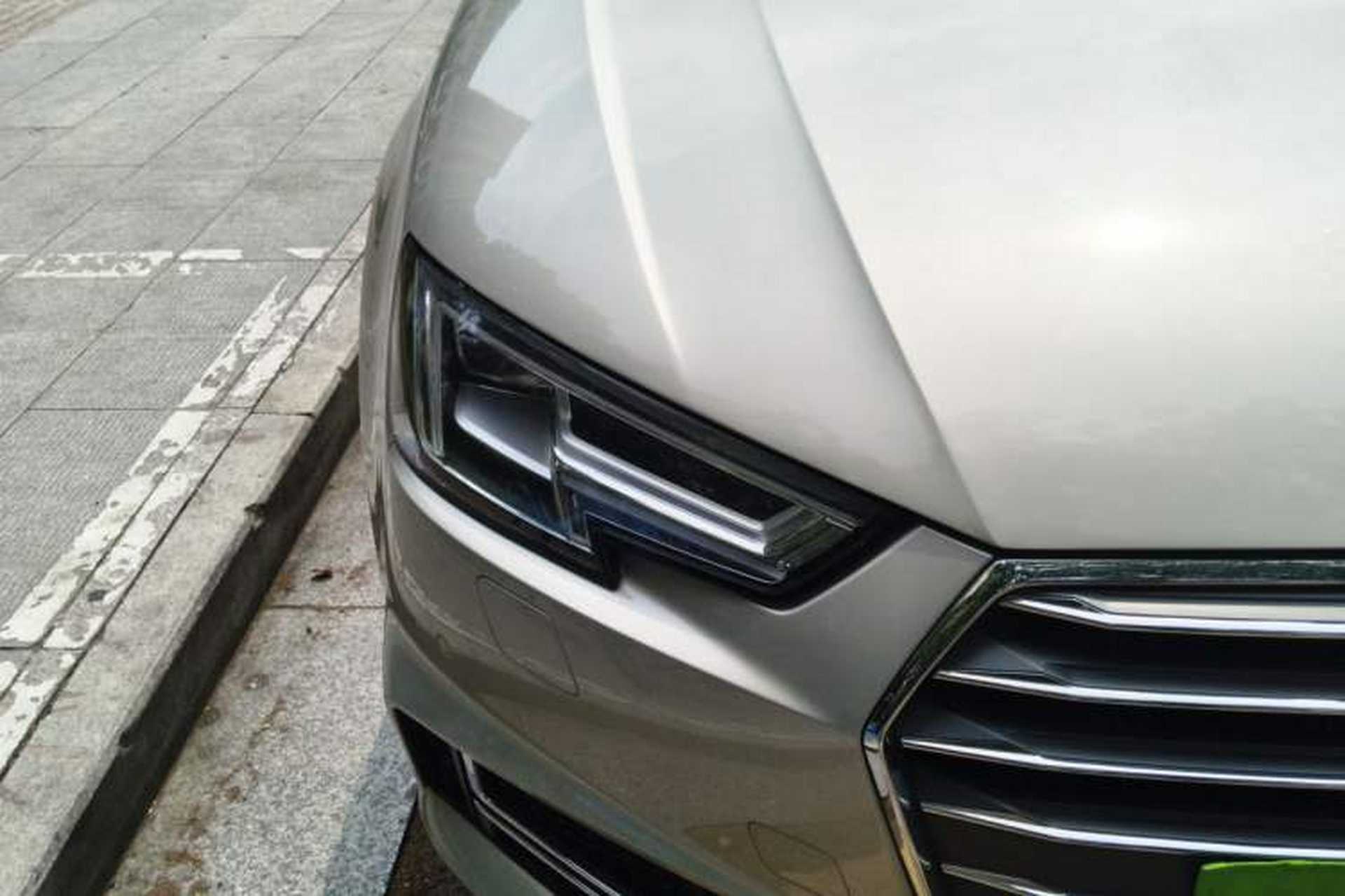 Used Audi A4L 2018 30th Anniversary Edition 40 TFSI Fashion Model Right Front Headlight