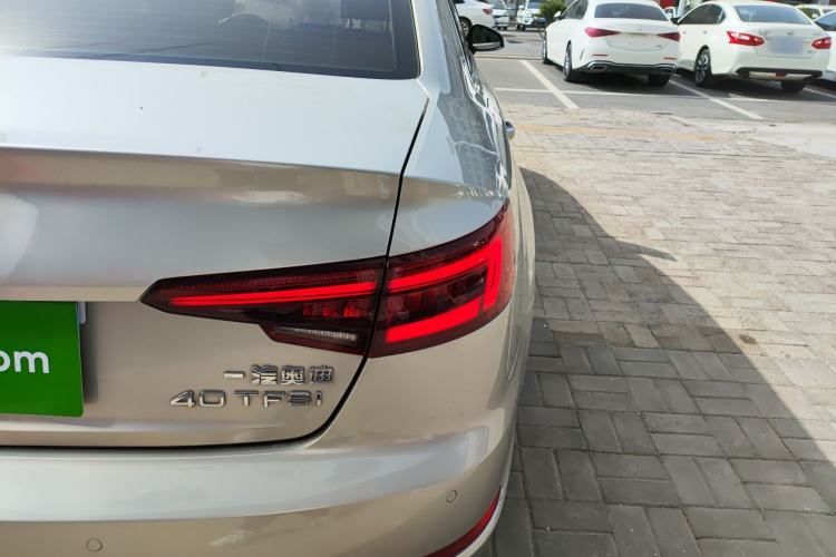 Used Audi A4L 2018 30th Anniversary Edition 40 TFSI Fashion Model Right Rear Taillight