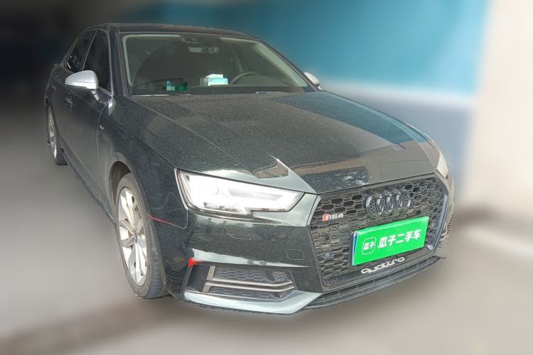 Used Audi A4L 2018 30th Anniversary Edition 40 TFSI Fashion Model Front Right 45 Deg