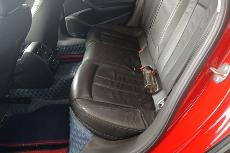 Used Audi A4L 2018 30th Anniversary Edition 40 TFSI Fashion Model Left Rear Seat