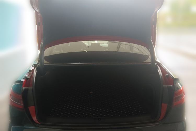 Used Audi A4L 2018 30th Anniversary Edition 40 TFSI Fashion Model Trunk