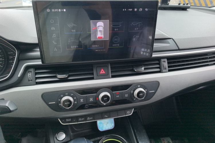Used Audi A4L 2018 30th Anniversary Edition 40 TFSI Trendy Model Audio And AC Panel