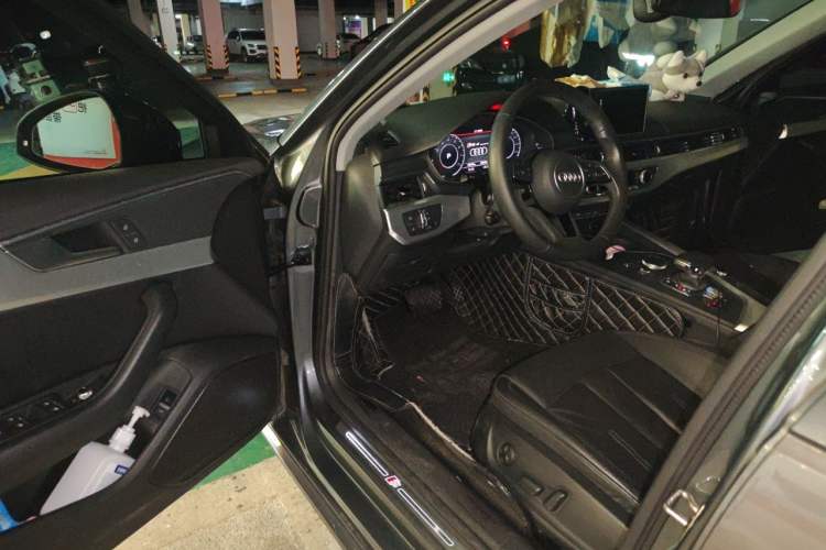 Used Audi A4L 2018 30th Anniversary Edition 40 TFSI Fashion Model Driver Seat