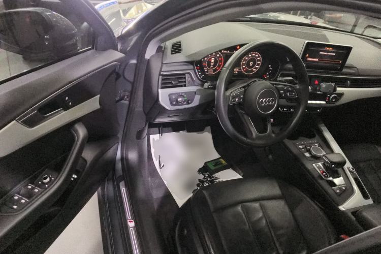 Used Audi A4L 2018 30th Anniversary Edition 40 TFSI Fashion Model Driver Seat