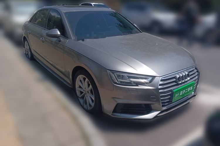 Used Audi A4L 2018 30th Anniversary Edition 40 TFSI Fashion Model Front Right 45 Deg