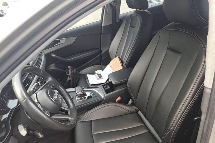 Used Audi A4L 2018 30th Anniversary Edition 40 TFSI Trendy Model Left Front Seat