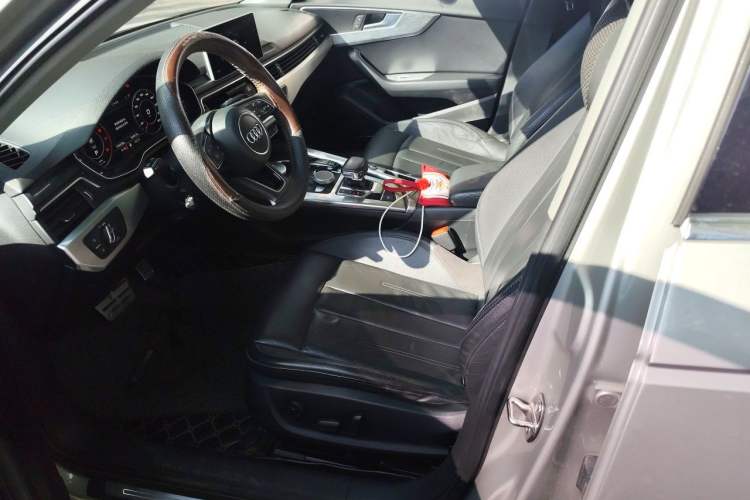 Used Audi A4L 2018 30th Anniversary Edition 40 TFSI Fashion Model Left Front Seat