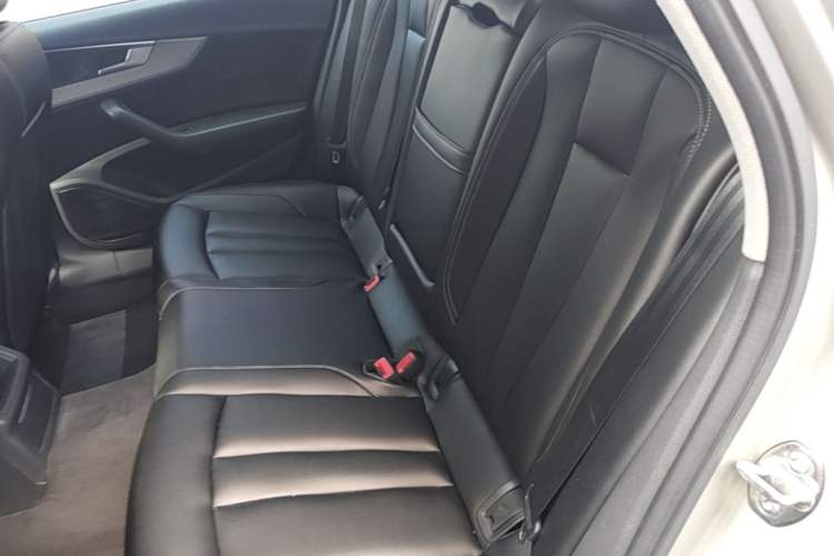 Used Audi A4L 2018 30th Anniversary Edition 40 TFSI Trendy Model Left Rear Seat