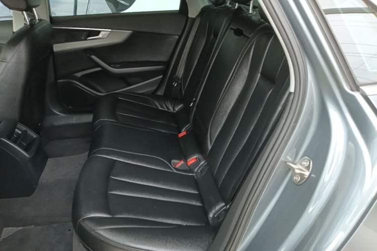Used Audi A4L 2018 30th Anniversary Edition 40 TFSI Trendy Model Left Rear Seat